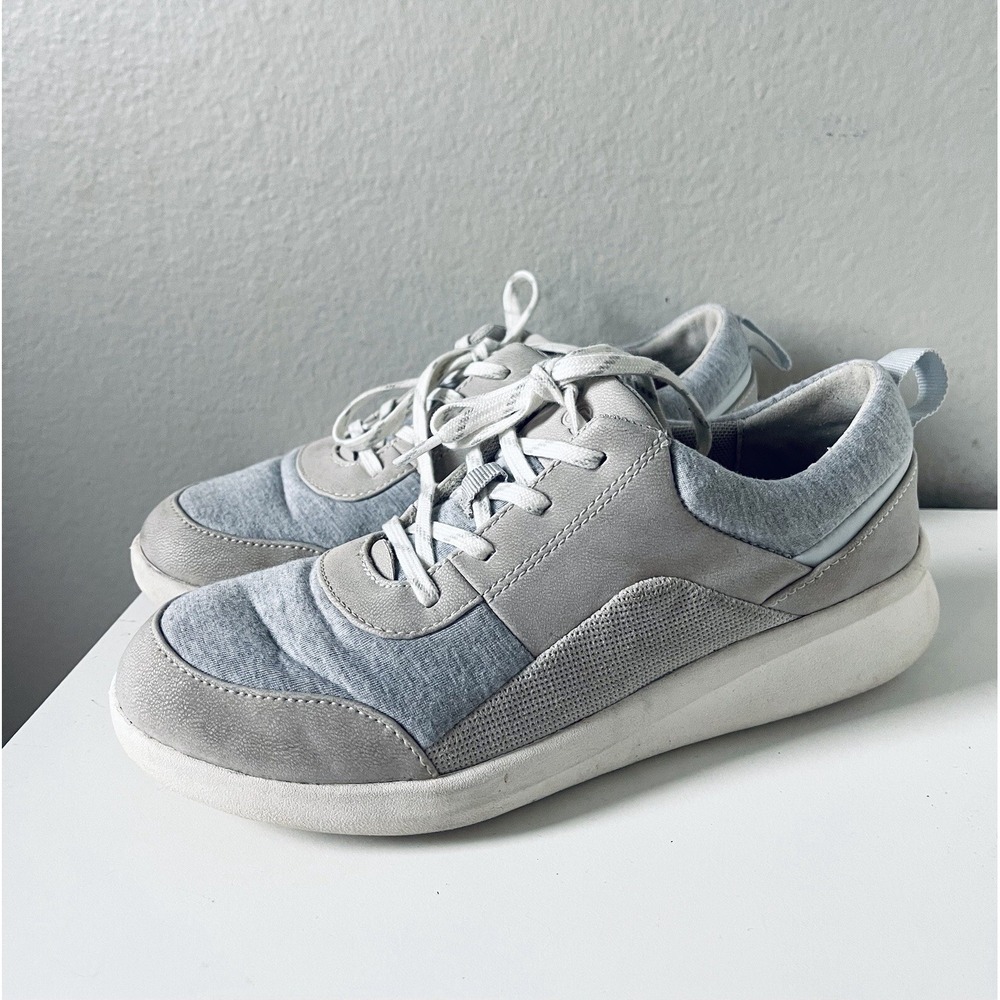 Clarks Cloudsteppers Sillian 2.0 Kae Light Grey, Women Size 7